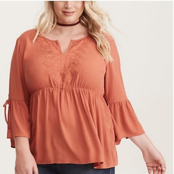 Torrid 4X Crochet Neck Gauze Bell Sleeve Blouse - Picture 2 of 7